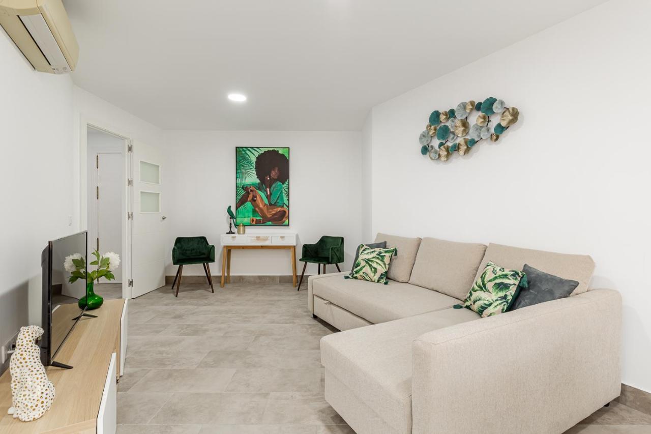 טורוקס Modern Apartment Steps From The Beach מראה חיצוני תמונה