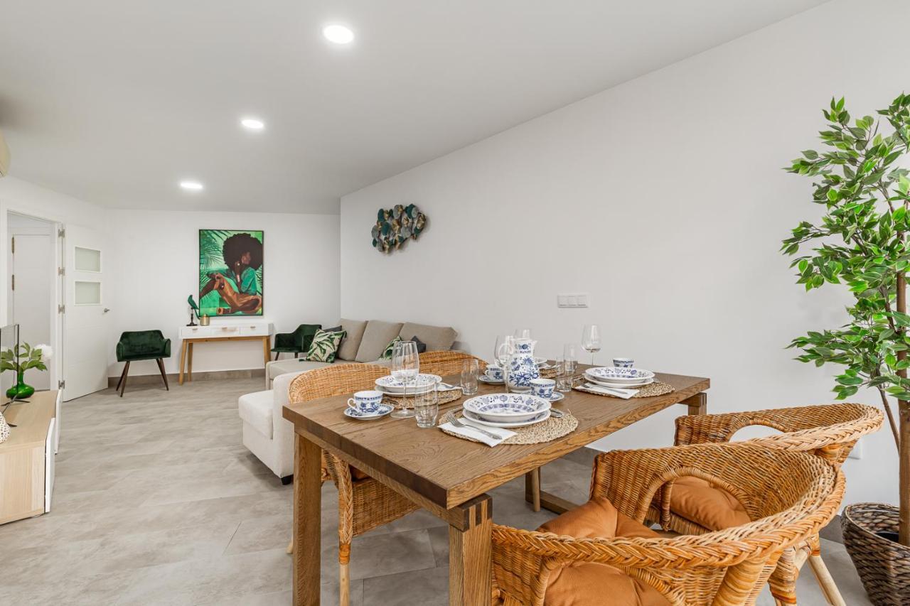 טורוקס Modern Apartment Steps From The Beach מראה חיצוני תמונה
