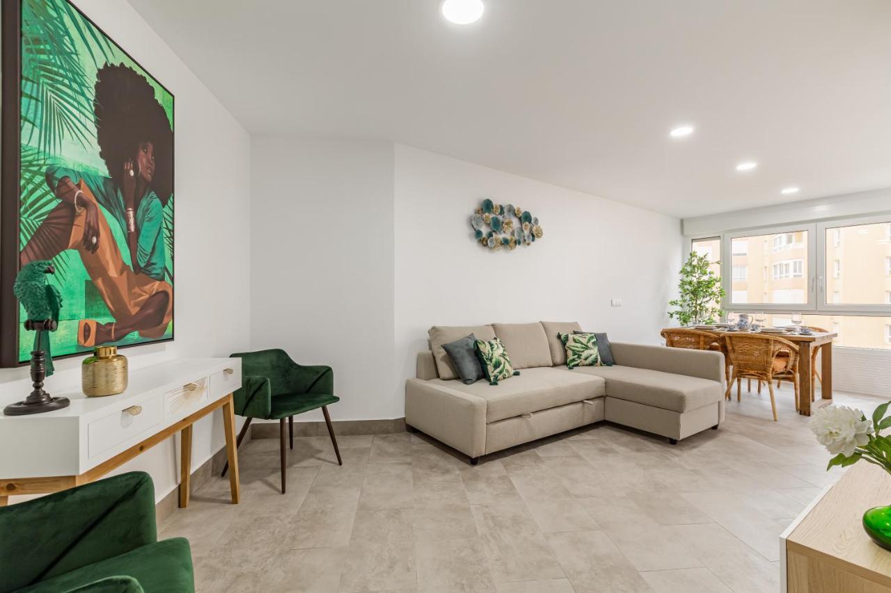 טורוקס Modern Apartment Steps From The Beach מראה חיצוני תמונה